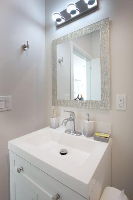 Luxurious Studio In Heart Of San Diego W Cali King Εξωτερικό φωτογραφία